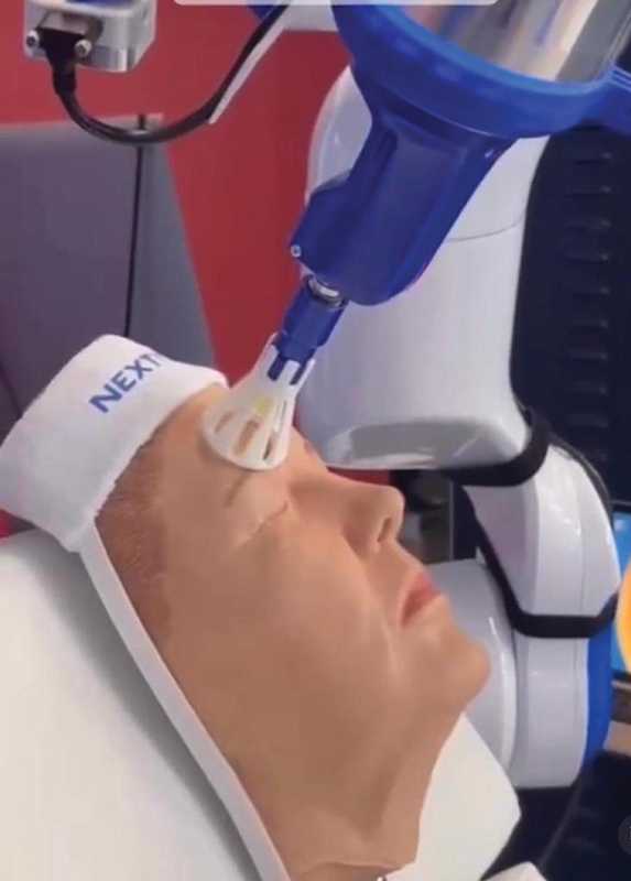 Die Zukunft der Ästhetik: Robotik bei Gesichts-Injektionen?